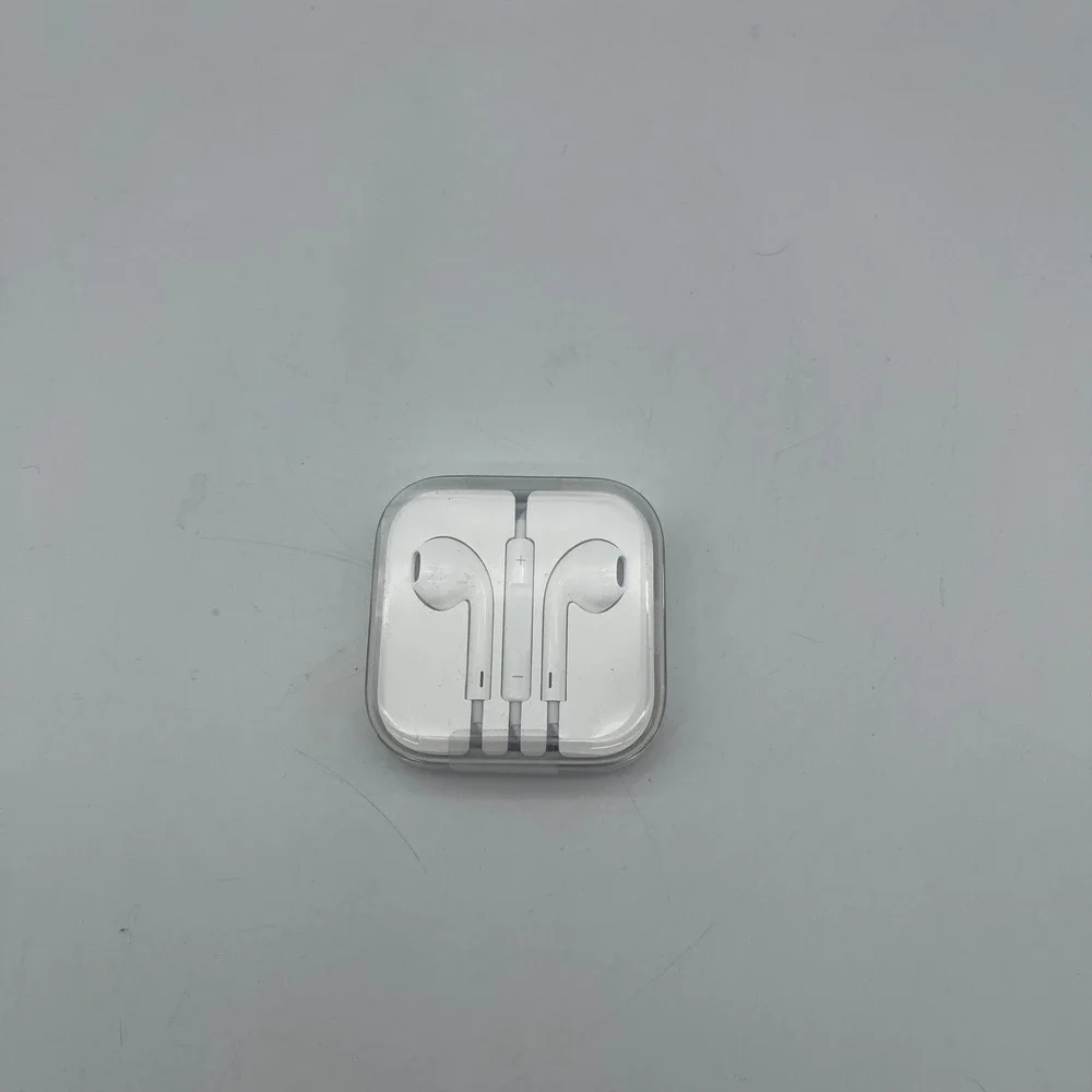 Apple EarPods with 3.5mm Headphone Plug White Wired In-Ear Headphones MD827LL/A